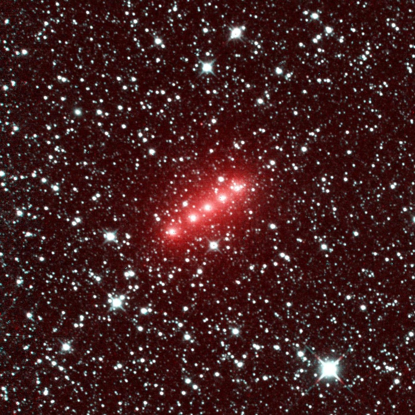 NASA NEOWISE Images Comet C/2014 Q2 Lovejoy