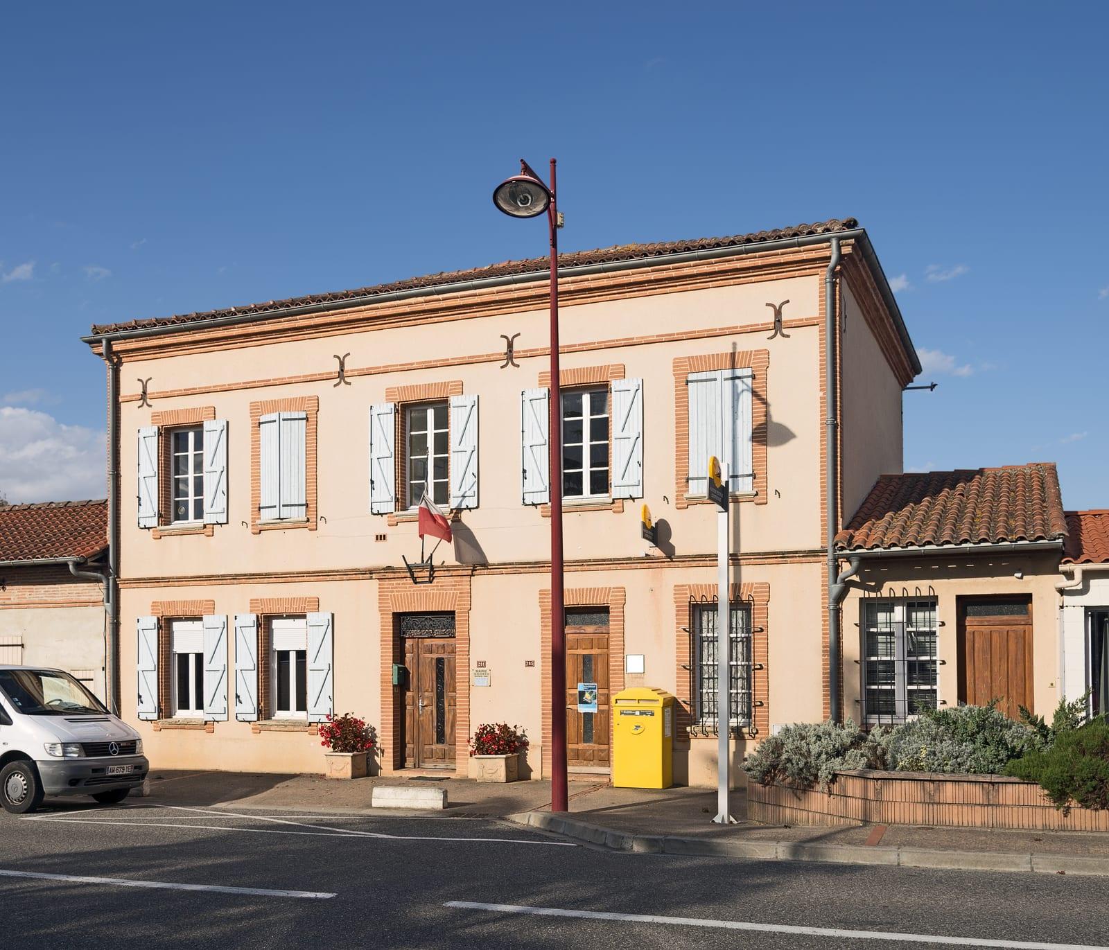 Orgueil — Orgueil Mairie