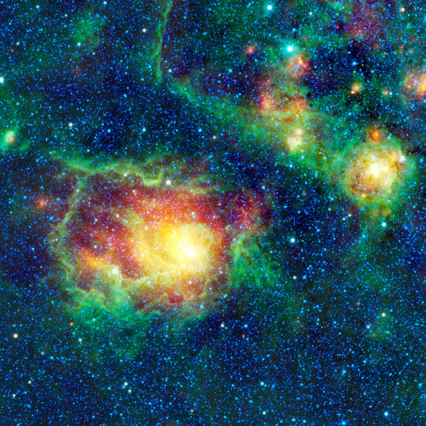 WISE Catches the Lagoon Nebula in Center of Action