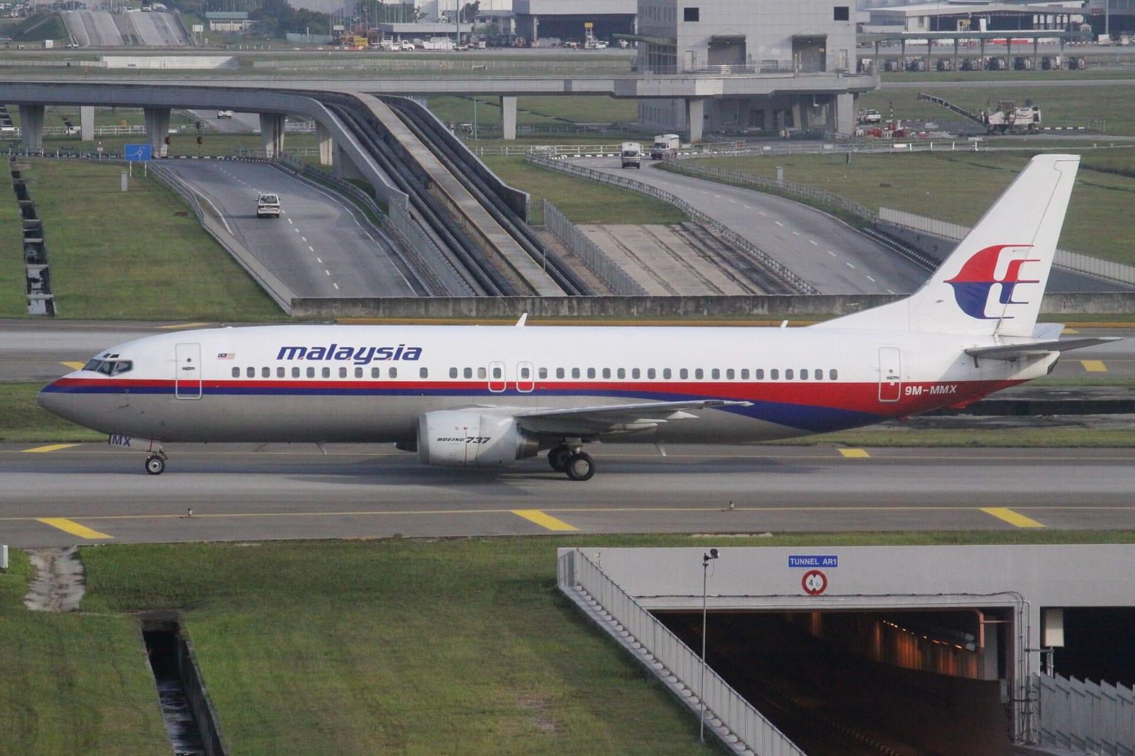 MMX (Martian Moons eXploration) — 9M-MMX Boeing 737 Malaysia (7921505578)