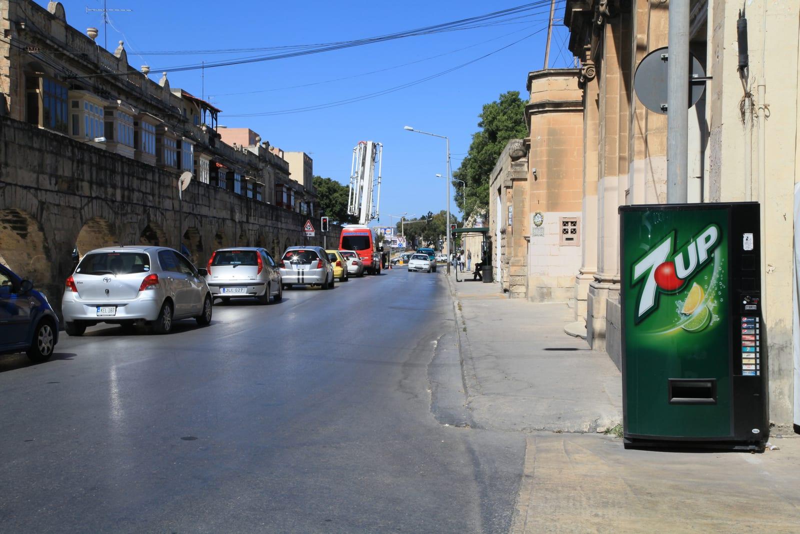 Venera 7 — Malta - Santa Venera - Triq il-Kbira San Guzepp + aqueduct 05 ies