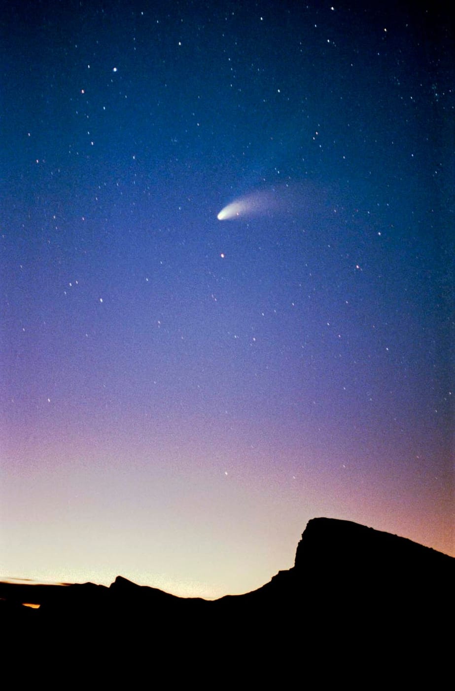 Comet Hale–Bopp — Comet Hale-Bopp Death Valley