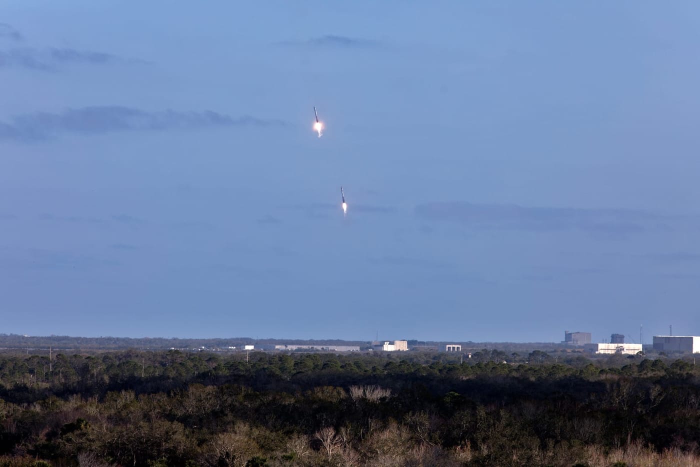 SpaceX Falcon Heavy Demo Flight - Landing